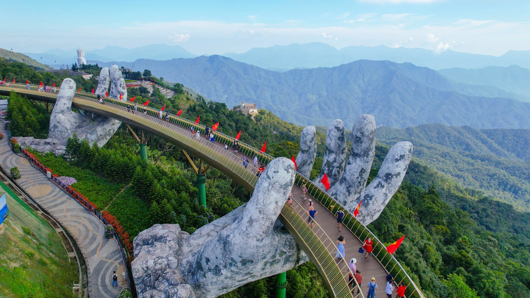 Ba Na Hills & Golden Bridge (Buffee Lunch) — photo 6