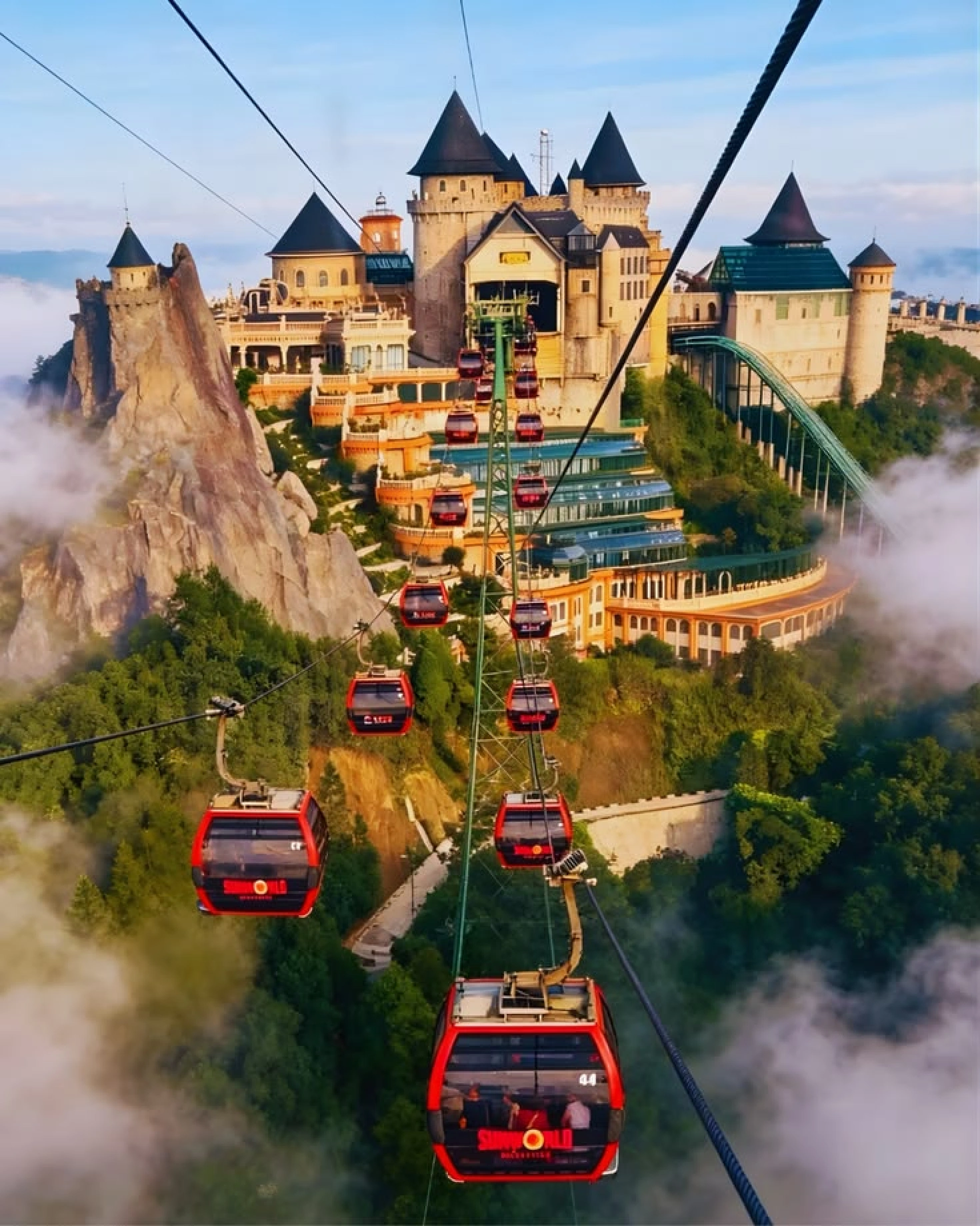 Ba Na Hills & Golden Bridge (Buffee Lunch) — photo 10