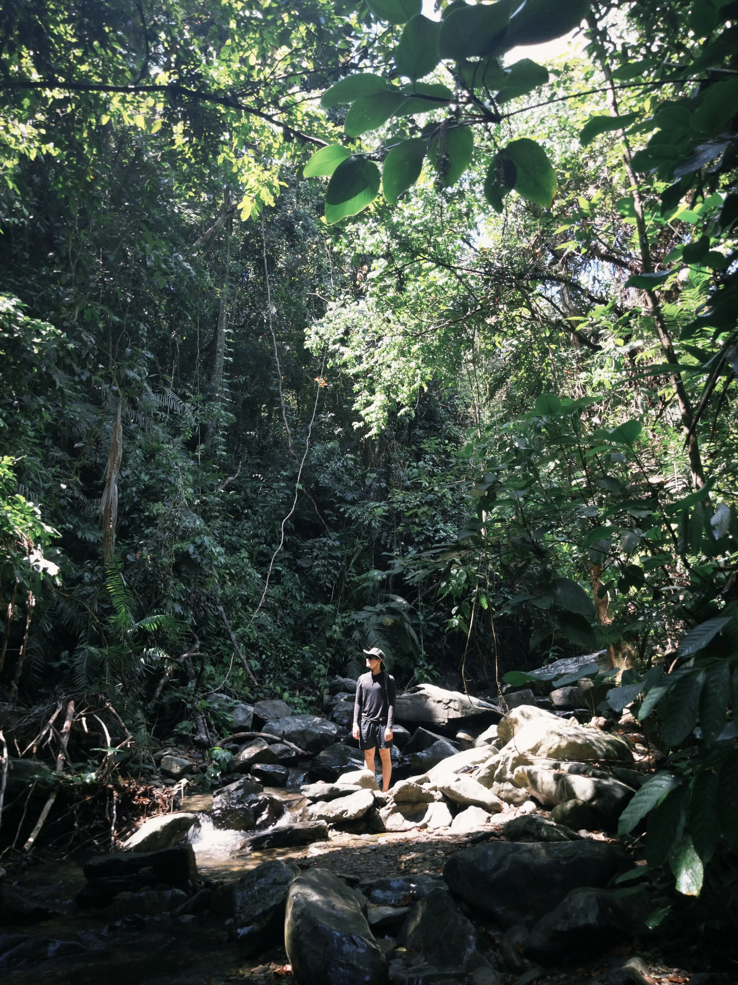 Da Nang outskirt (waterfall and stunning canyon) — photo 5