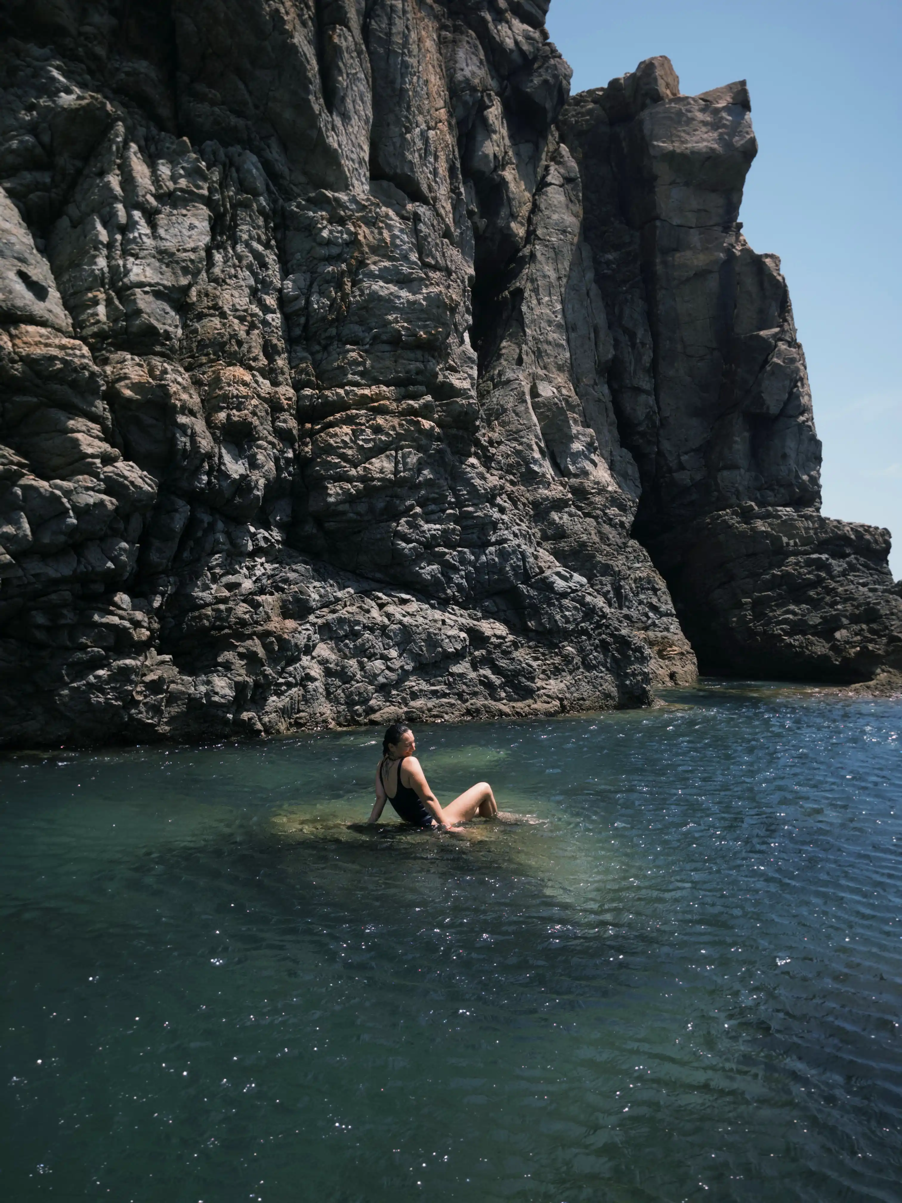 Son Tra Peninsula (Ancient tree + Peaceful Bay) — photo 9